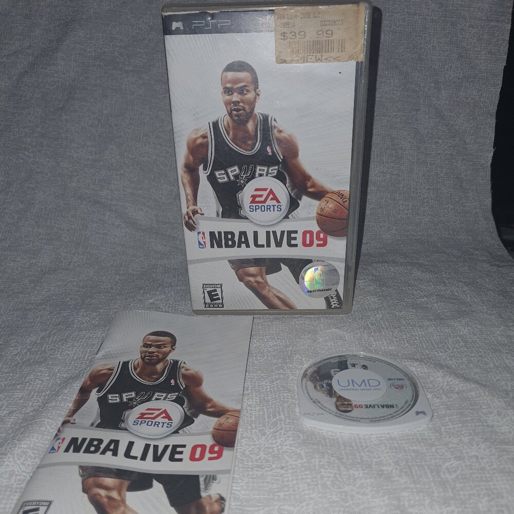 NBA Live 09 (Sony PSP, 2008) Playstation Portable CIB Complete Tony Parker VG